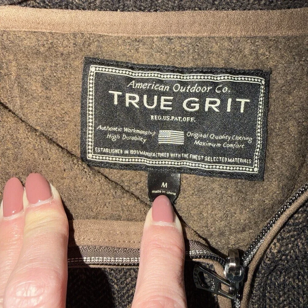 True Grit Mens Medium 1/2 Zip Pullover Brown Herringbone Knit Sweater